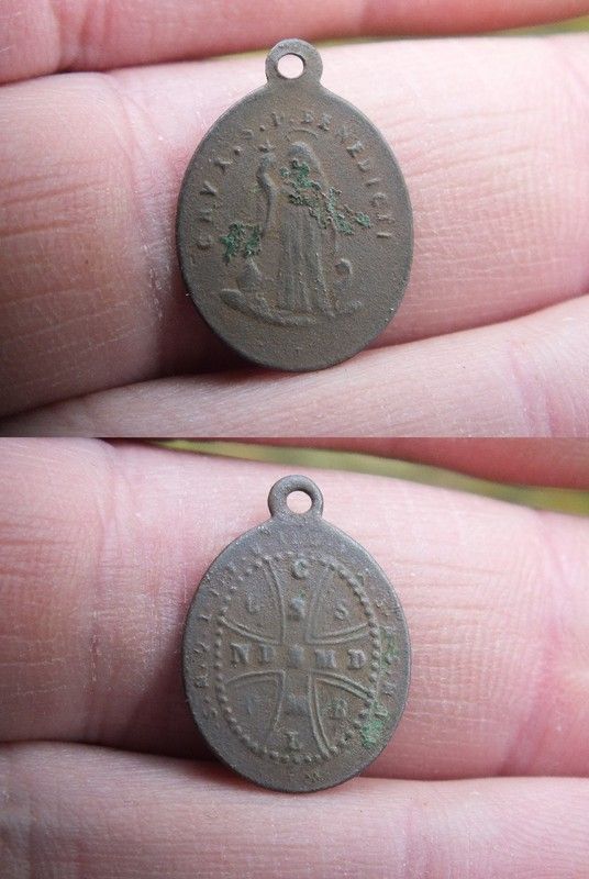Medaille de Saint Benoit ou Medaille des Sorciers XIX 0e739fb8