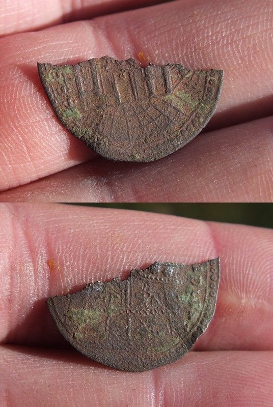 Fragment de médaille de l'abbaye d'Einsiedeln (Suisse) 6656cc0b